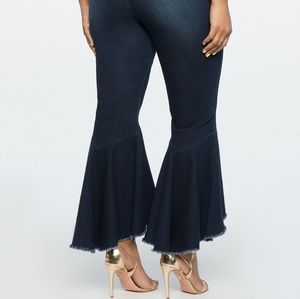 Eloquii Drama ruffle jean size 22